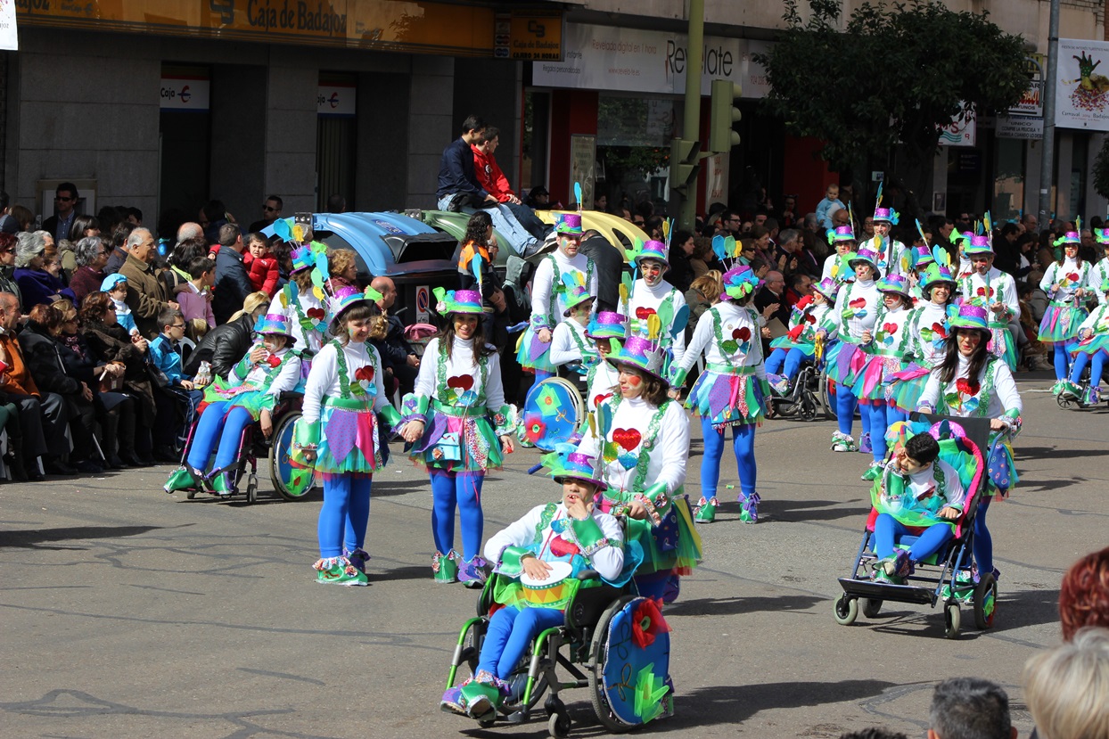 Gran Desfile de Comparsas de Badajoz 2014, parte 1