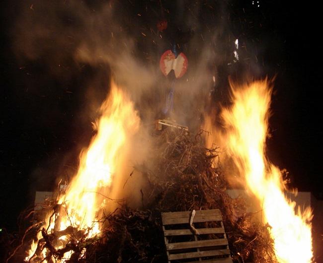 Las Candelas suponen el pistoletazo de salida del Carnaval 2014