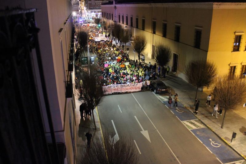 4000 pacenses defienden su Carnaval en la manifestación de ayer