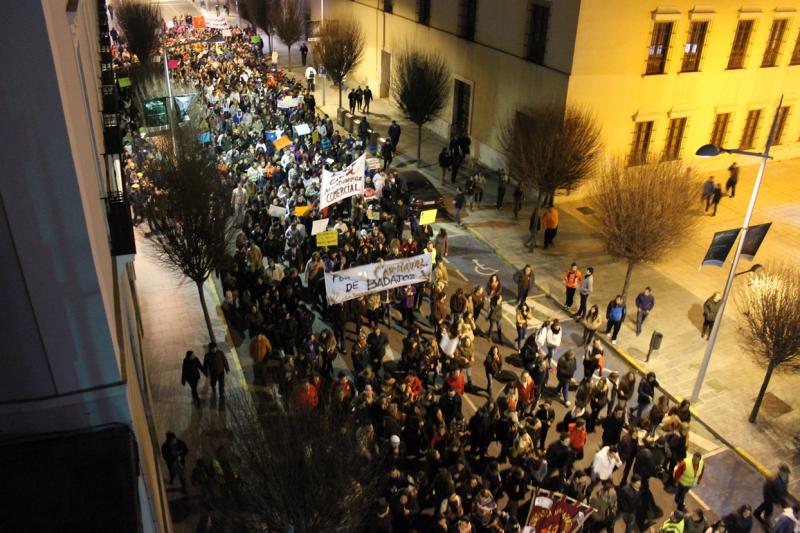 4000 pacenses defienden su Carnaval en la manifestación de ayer