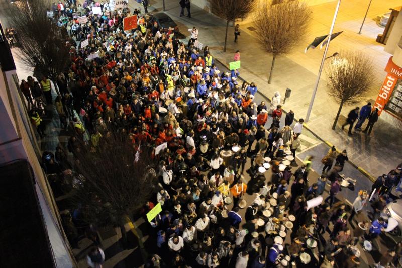 4000 pacenses defienden su Carnaval en la manifestación de ayer