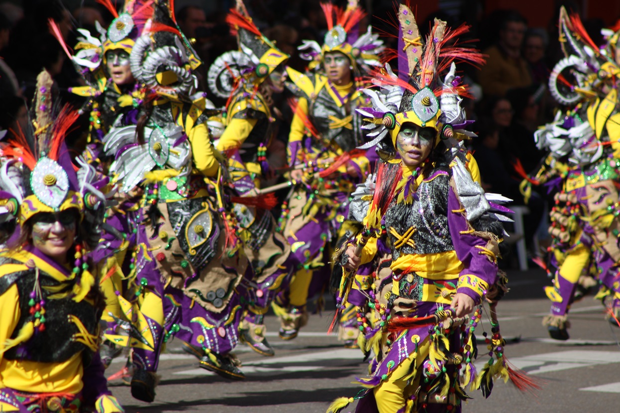 Gran Desfile de Comparsas de Badajoz 2014, parte 1