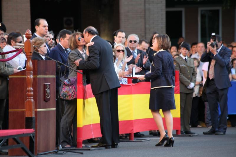 Homenaje a la Bandera y las Fuerzas Armadas? en Badajoz