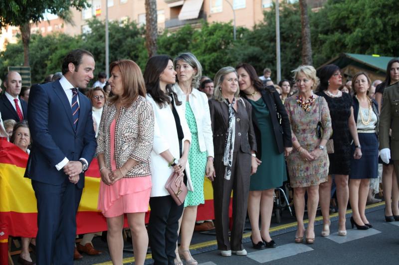 Homenaje a la Bandera y las Fuerzas Armadas? en Badajoz