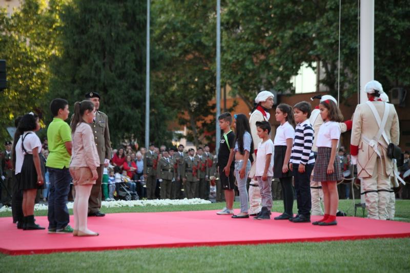 Homenaje a la Bandera y las Fuerzas Armadas? en Badajoz