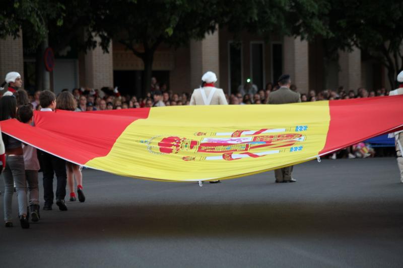 Homenaje a la Bandera y las Fuerzas Armadas? en Badajoz