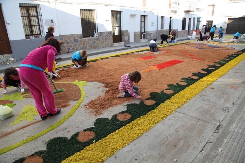 San Vicente de Alcántara se viste de gala para celebrar El Corpus Christi