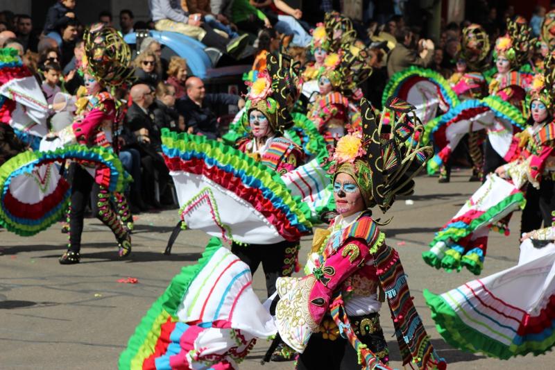 Gran Desfile de Comparsas de Badajoz 2014, parte 1