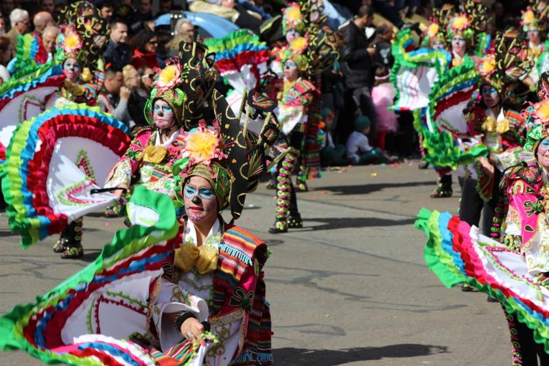 Gran Desfile de Comparsas de Badajoz 2014, parte 1