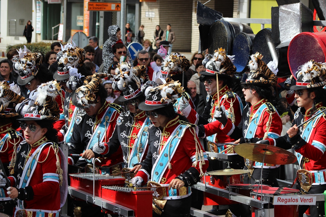 Gran Desfile de Comparsas de Badajoz 2014, parte 1