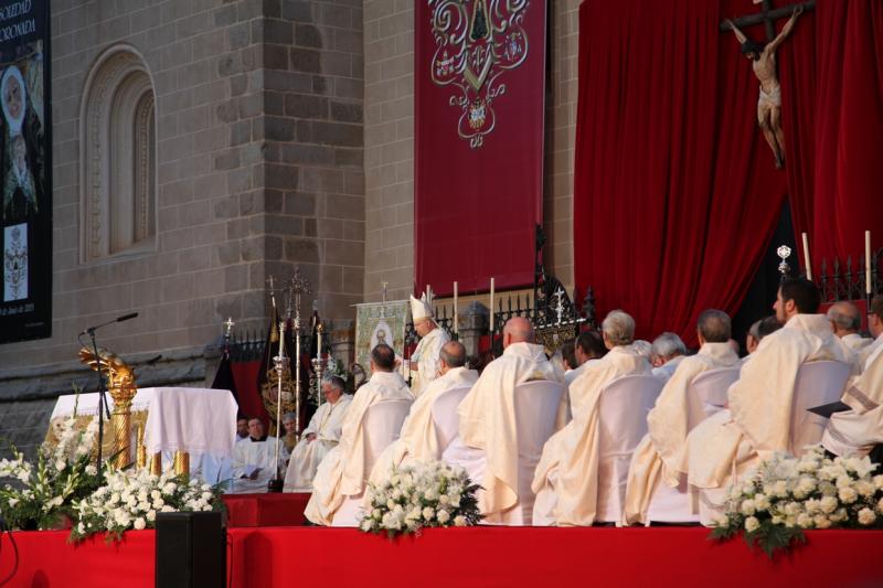 Acto de Coronación de la Virgen de la Soledad en Badajoz