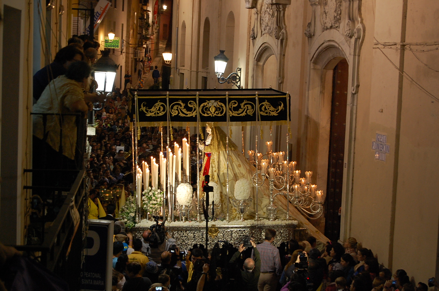 Fotografías del Lunes Santo 2014 en Badajoz