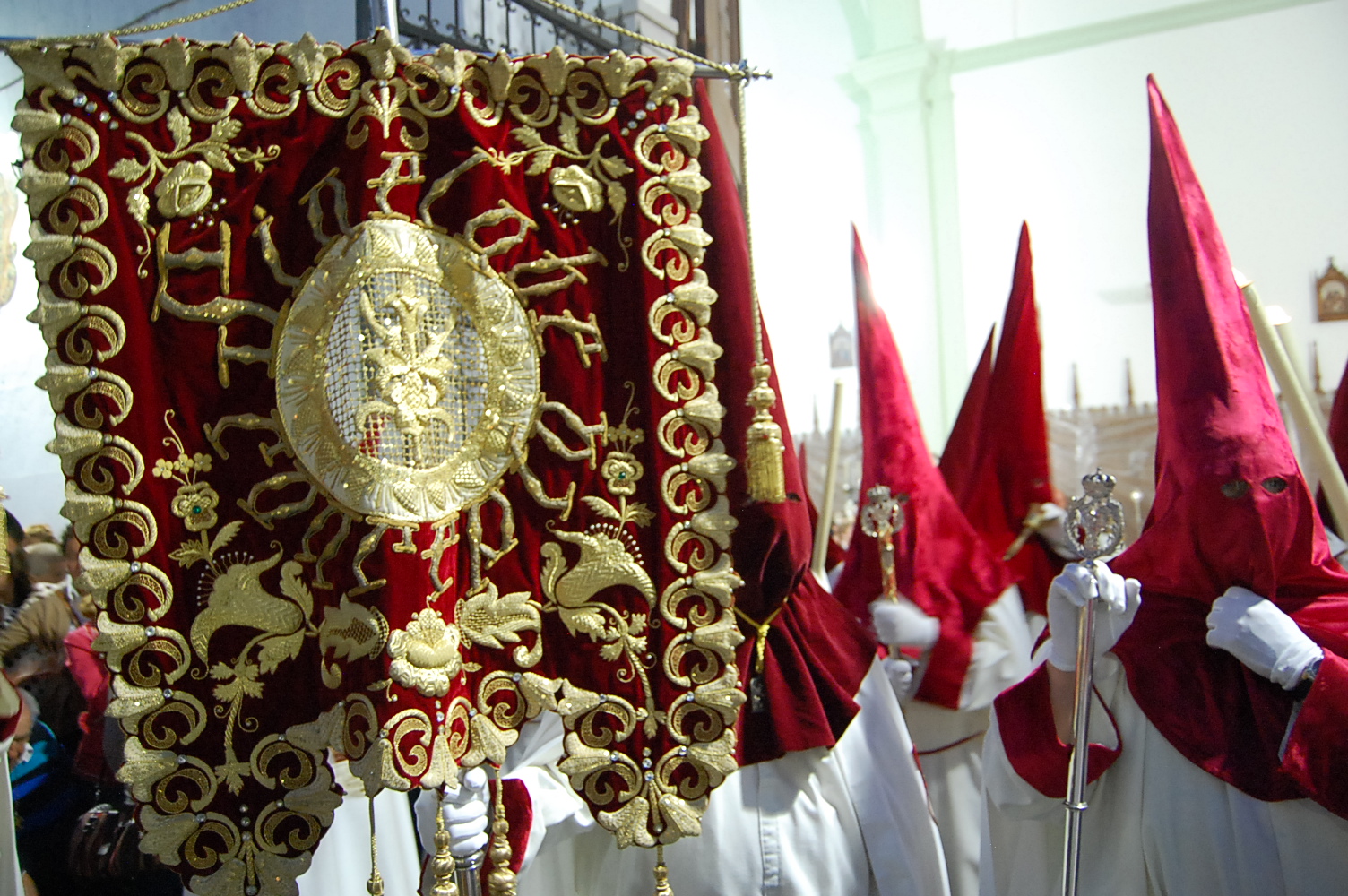 Fotografías del Martes Santo 2014 en Badajoz