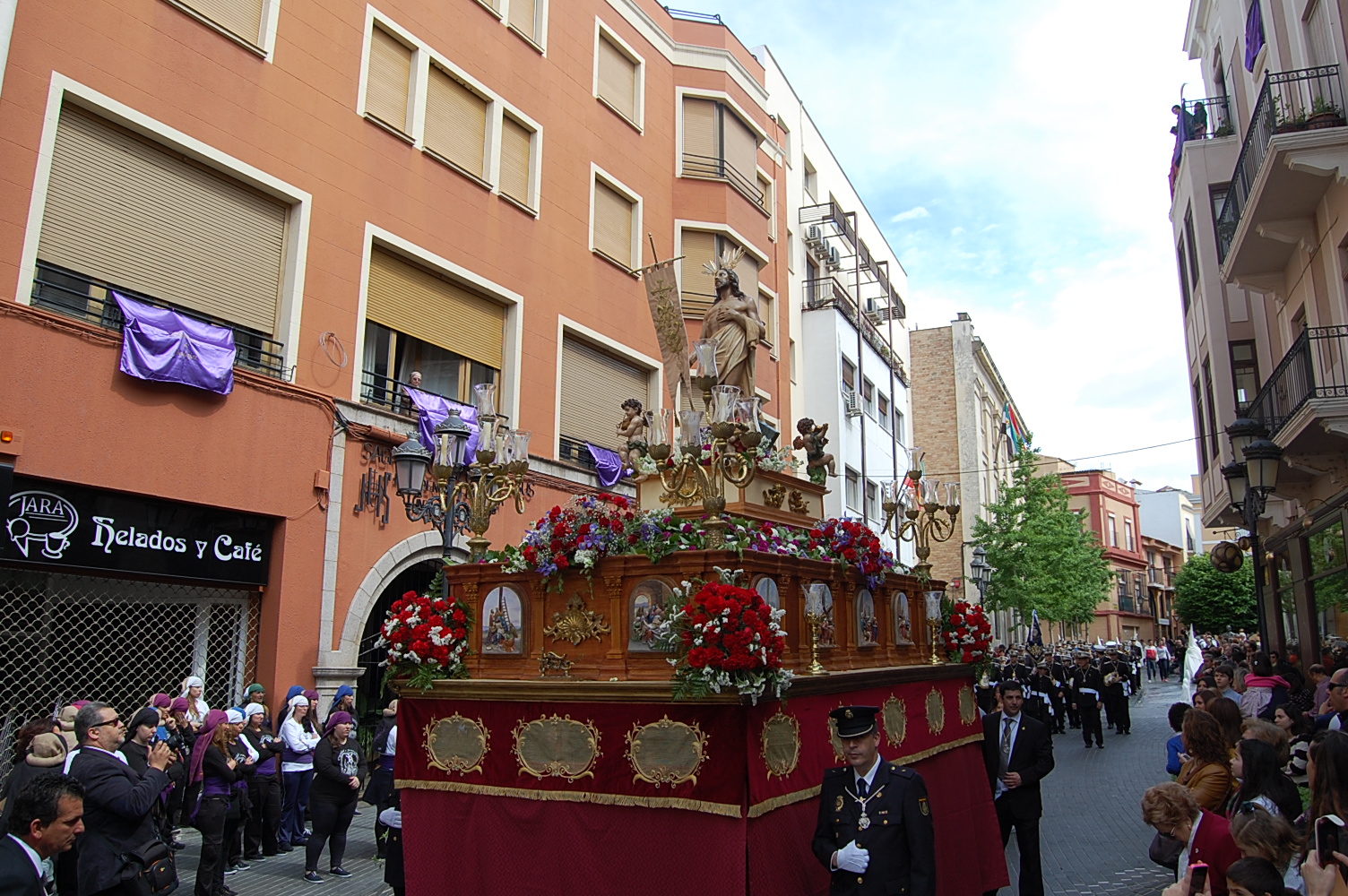 Fotografías del Domingo de Resurrección 2014 en Badajoz