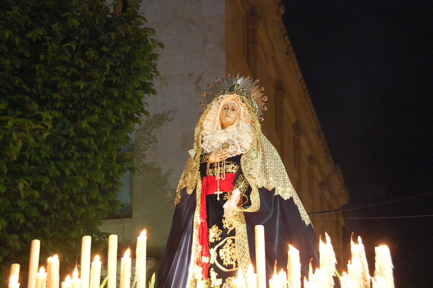 Fotografías del Martes Santo 2014 en Badajoz