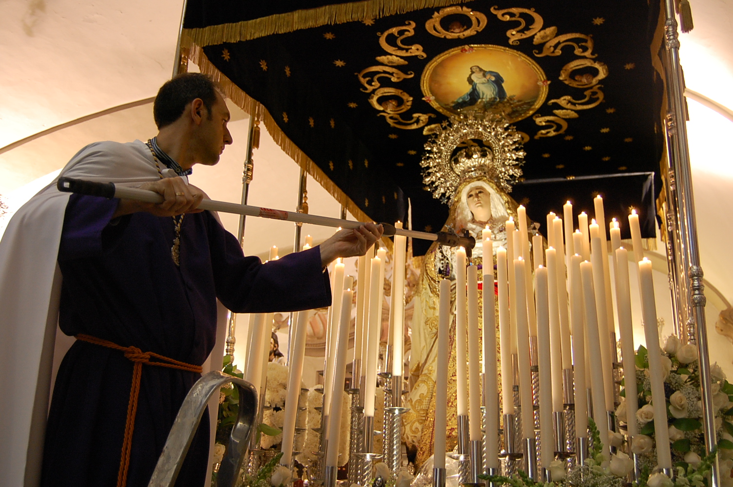 Fotografías del Lunes Santo 2014 en Badajoz