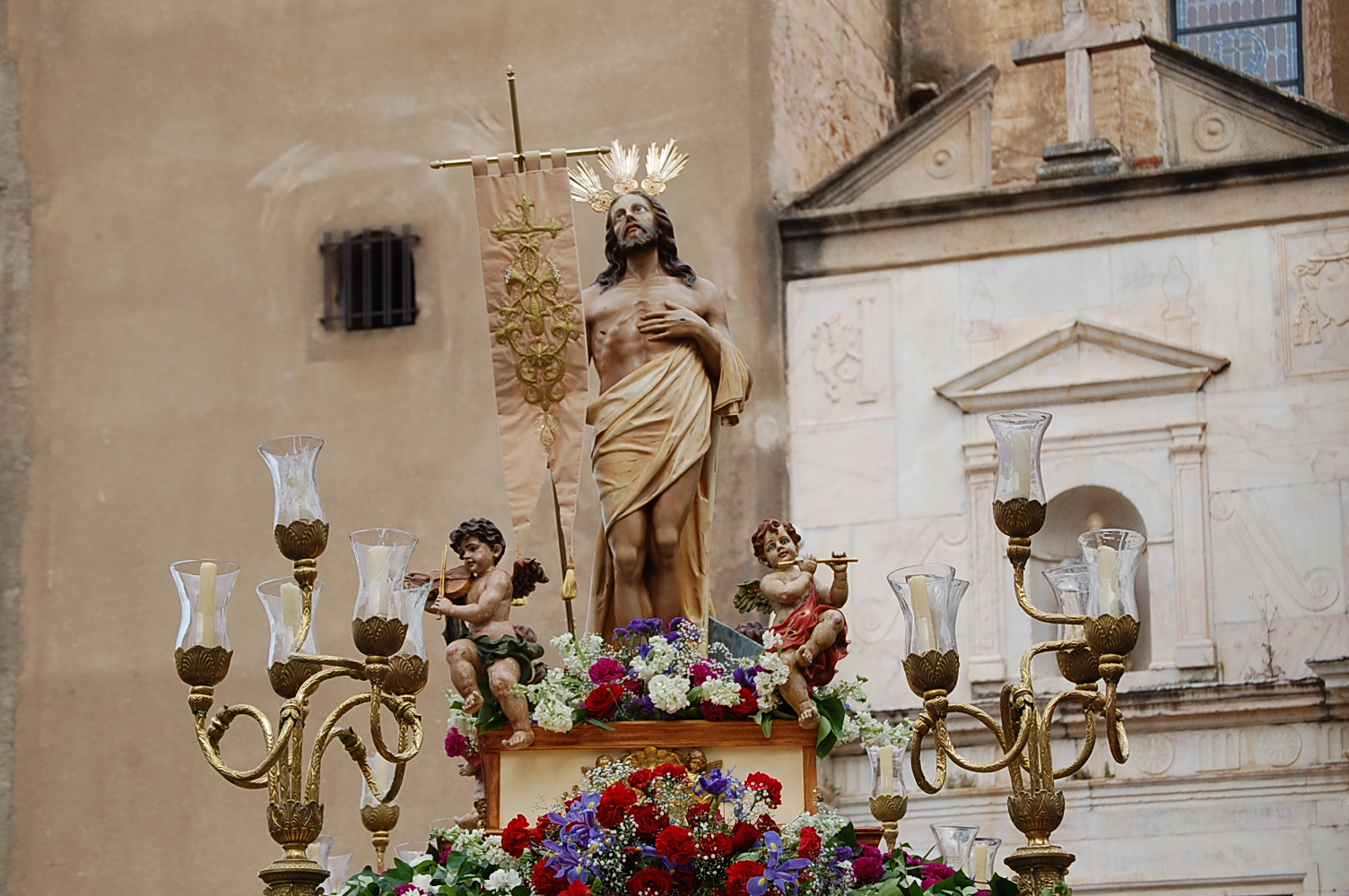 Fotografías del Domingo de Resurrección 2014 en Badajoz