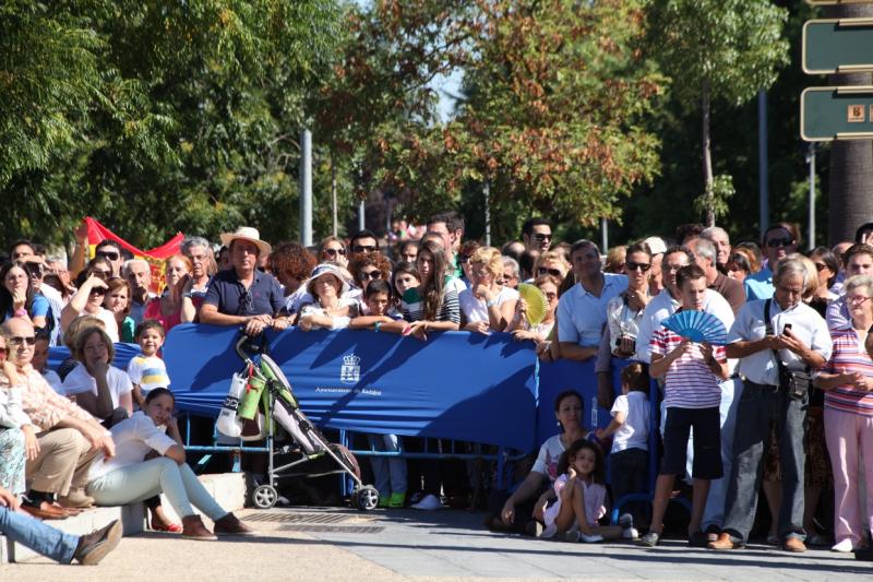 Imágenes del desfile en Badajoz con motivo del Día de la Guardia Civil