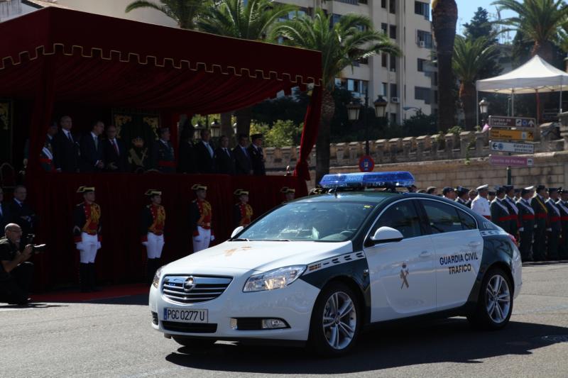 Imágenes del desfile en Badajoz con motivo del Día de la Guardia Civil Imágenes del desfile en Badajoz con motivo del Día de la Guardia Civil