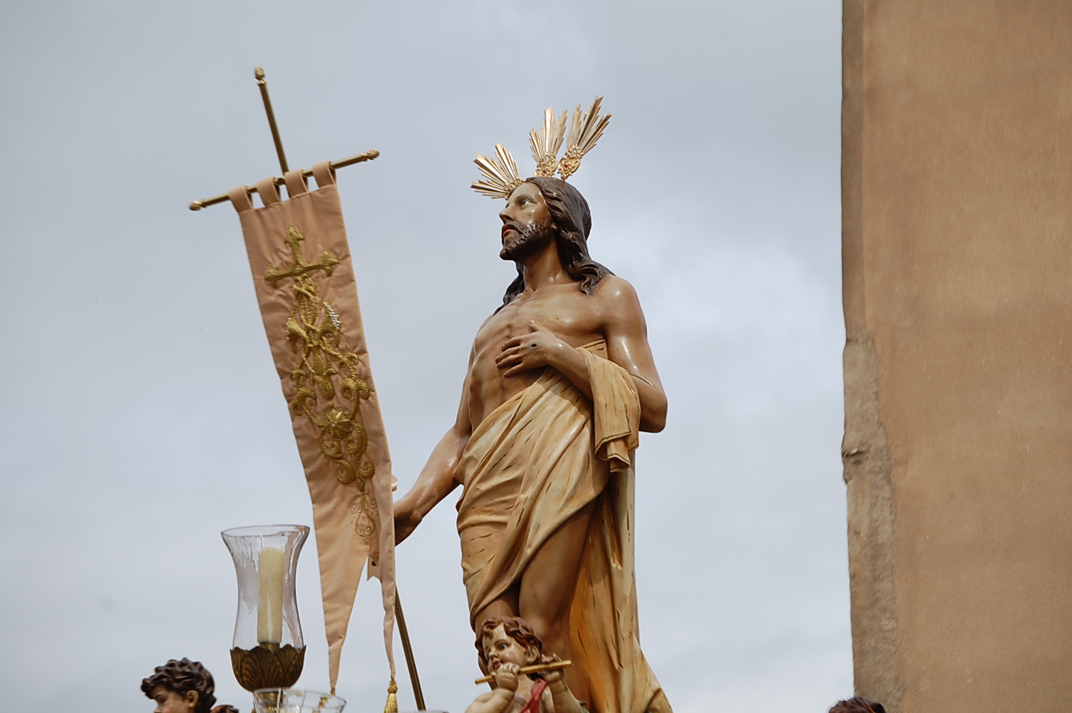 Fotografías del Domingo de Resurrección 2014 en Badajoz