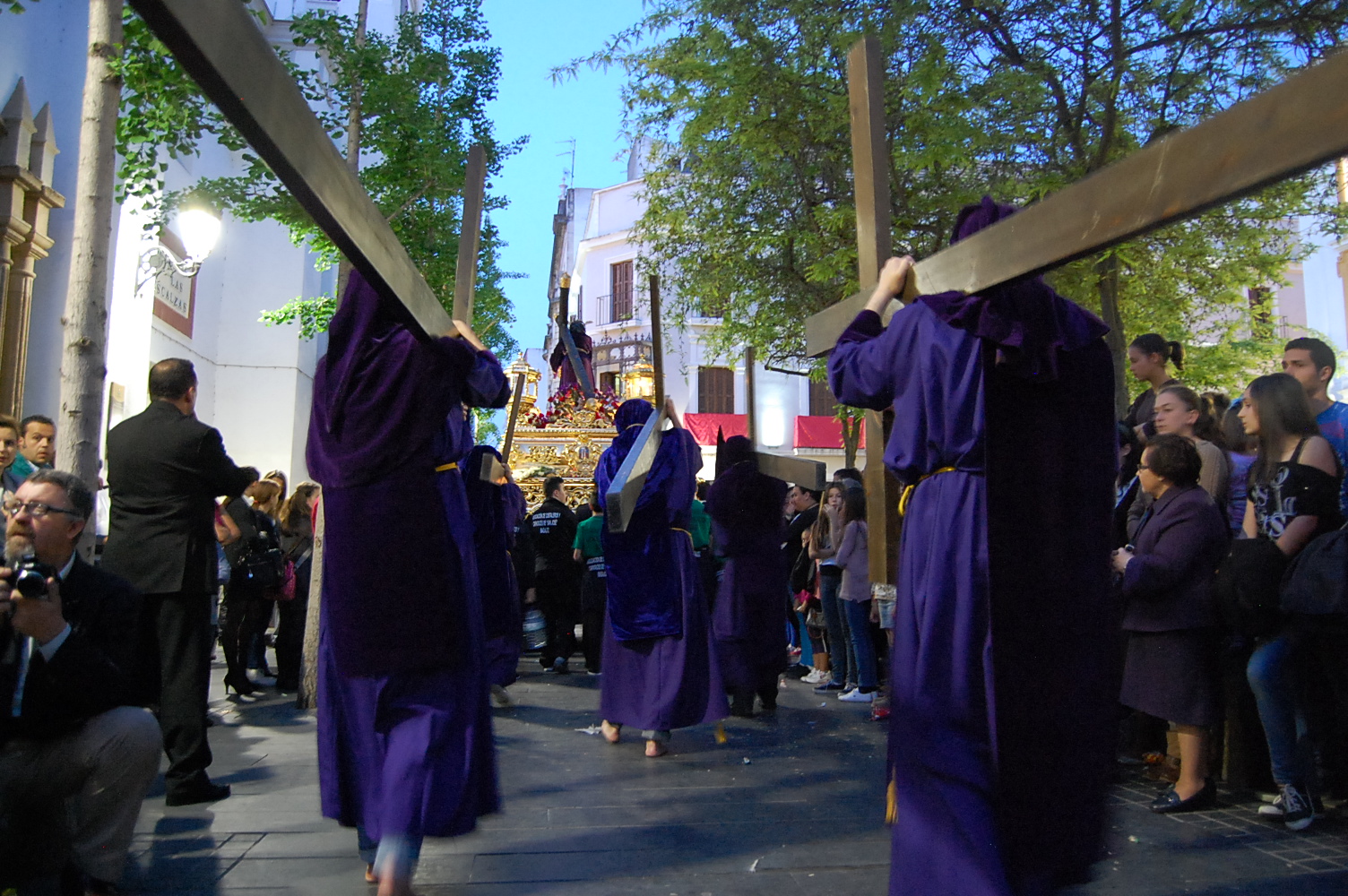 Fotografías del Martes Santo 2014 en Badajoz