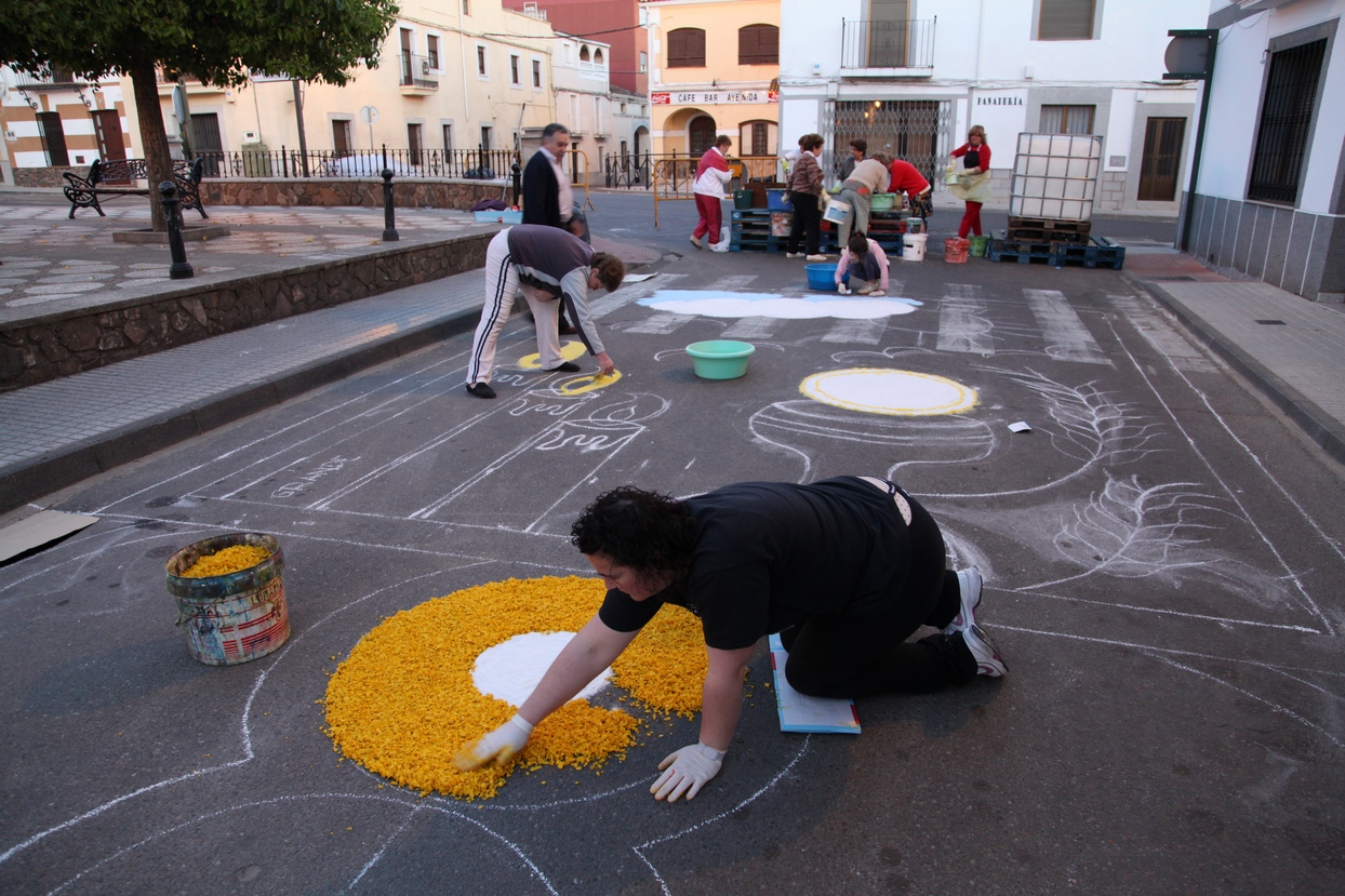 San Vicente de Alcántara se viste de gala para celebrar El Corpus Christi