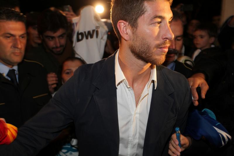 El madridista Sergio Ramos inaugura un restaurante en Badajoz 