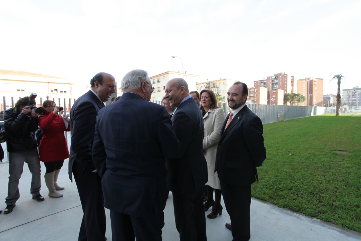 Wert inaugura la nueva Biblioteca Pública del Estado en Badajoz