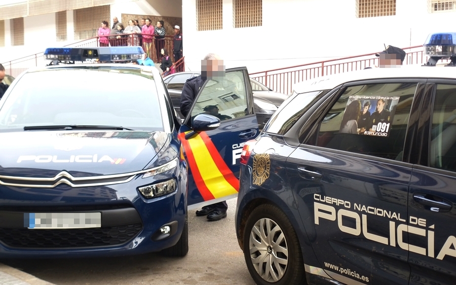 Imágenes de un nuevo desahucio en Badajoz