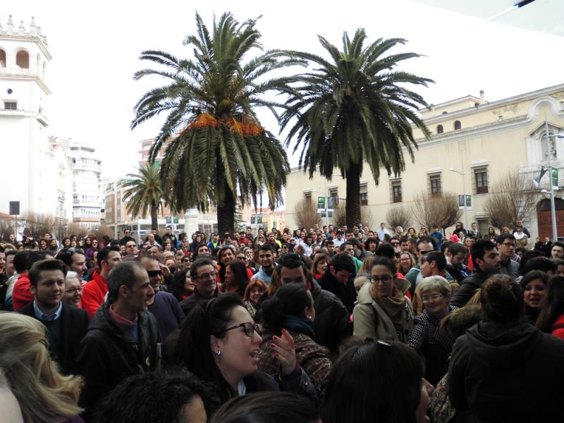 Las comparsas dejan solo al Ayuntamiento en el sorteo del Gran Desfile