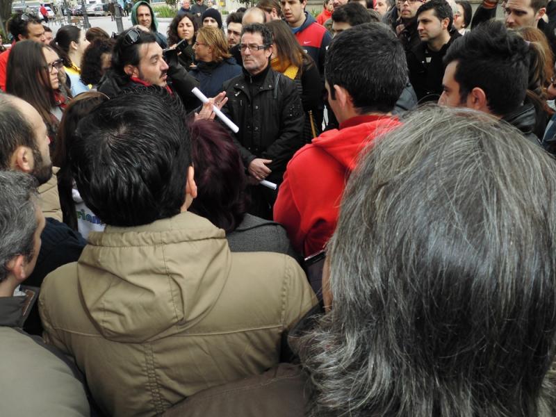 Las comparsas dejan solo al Ayuntamiento en el sorteo del Gran Desfile