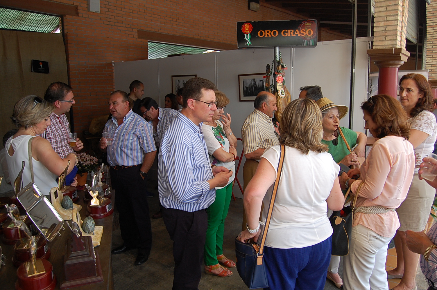 Ambiente en el Salón del Jamón de Jerez de los Caballeros