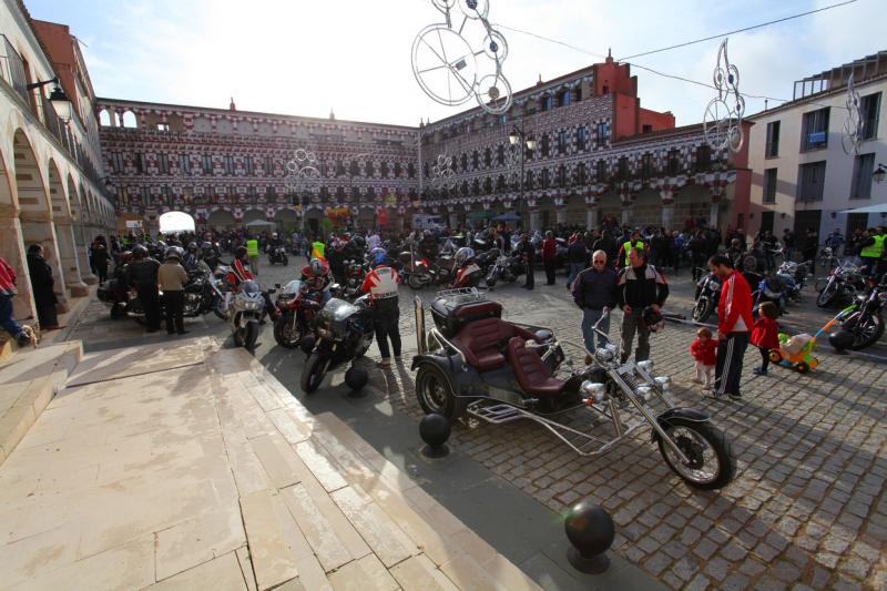 Primer Encuentro Solidario Motero Ciudad de Badajoz