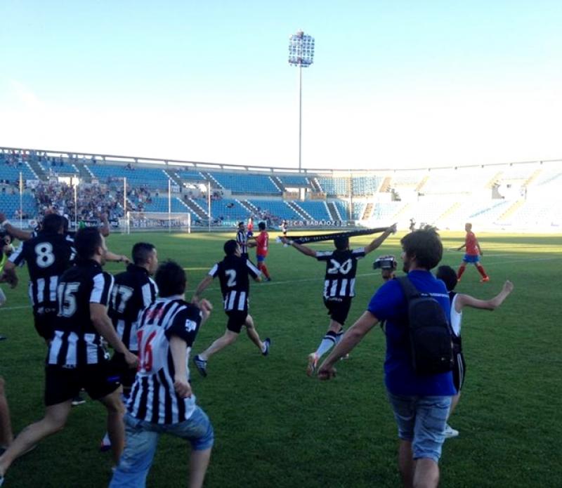 Imágenes del ascenso del CD.Badajoz a Tercera División