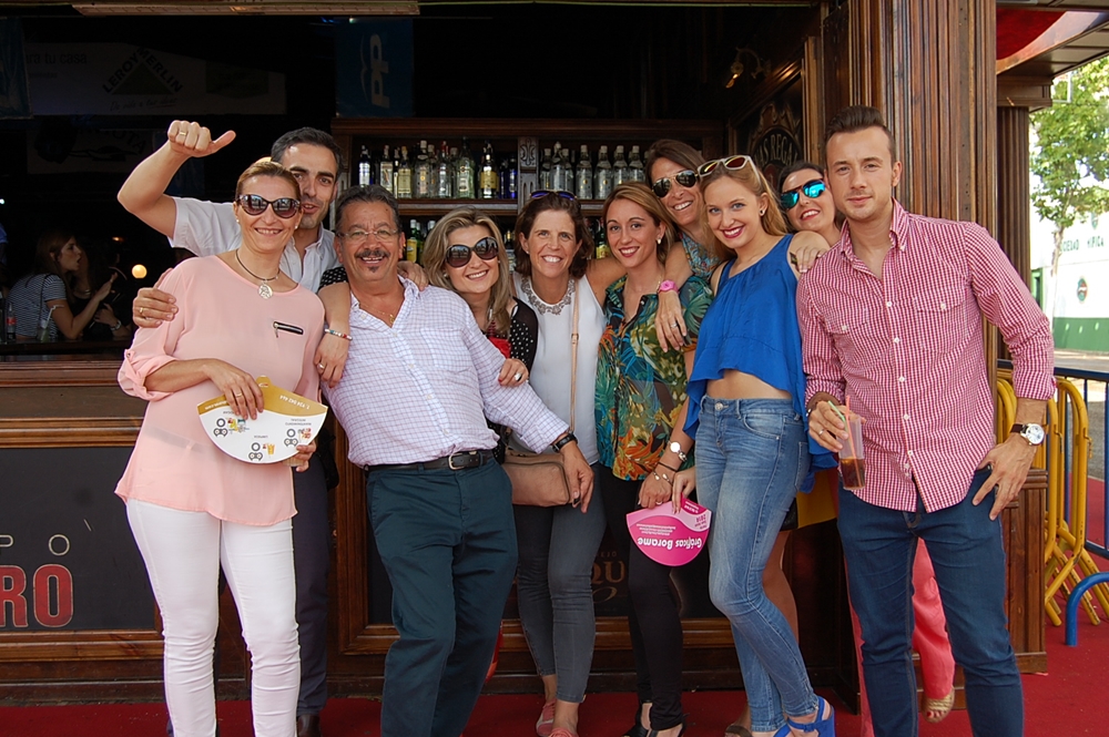 Imágenes del ambiente de día en la Feria de San Juan 2014