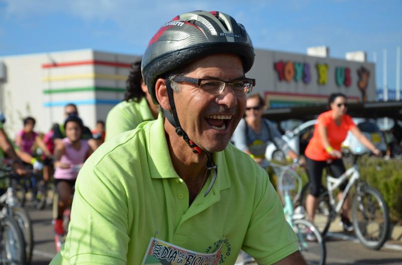 El Día de la Bicicleta reúne a muchas familias en Badajoz/ Parte 1