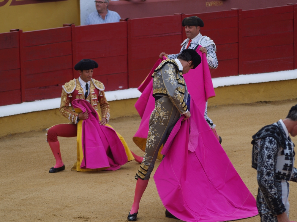 Imágenes de la primera corrida de la Feria de San Juan 2014