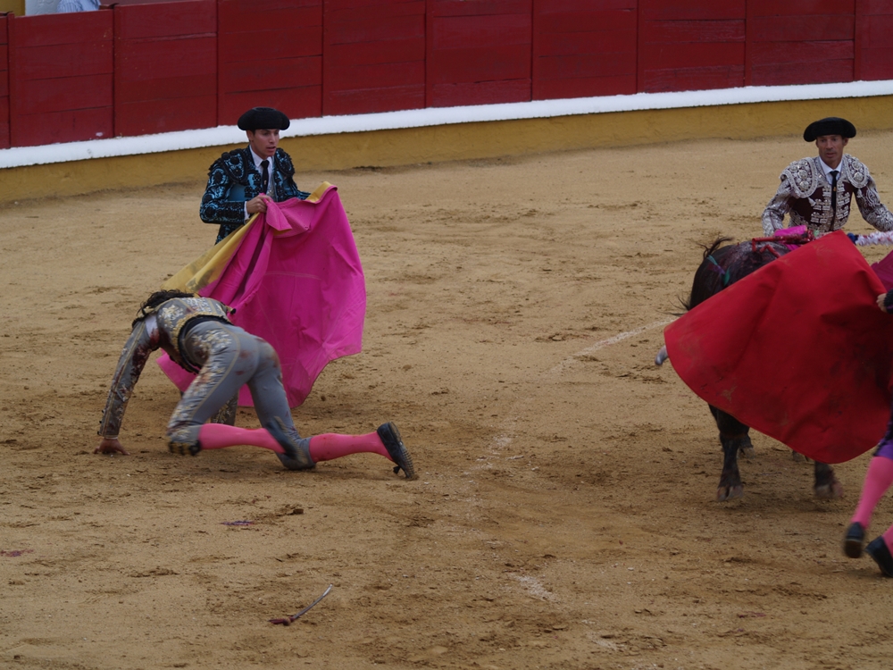 Imágenes de la primera corrida de la Feria de San Juan 2014