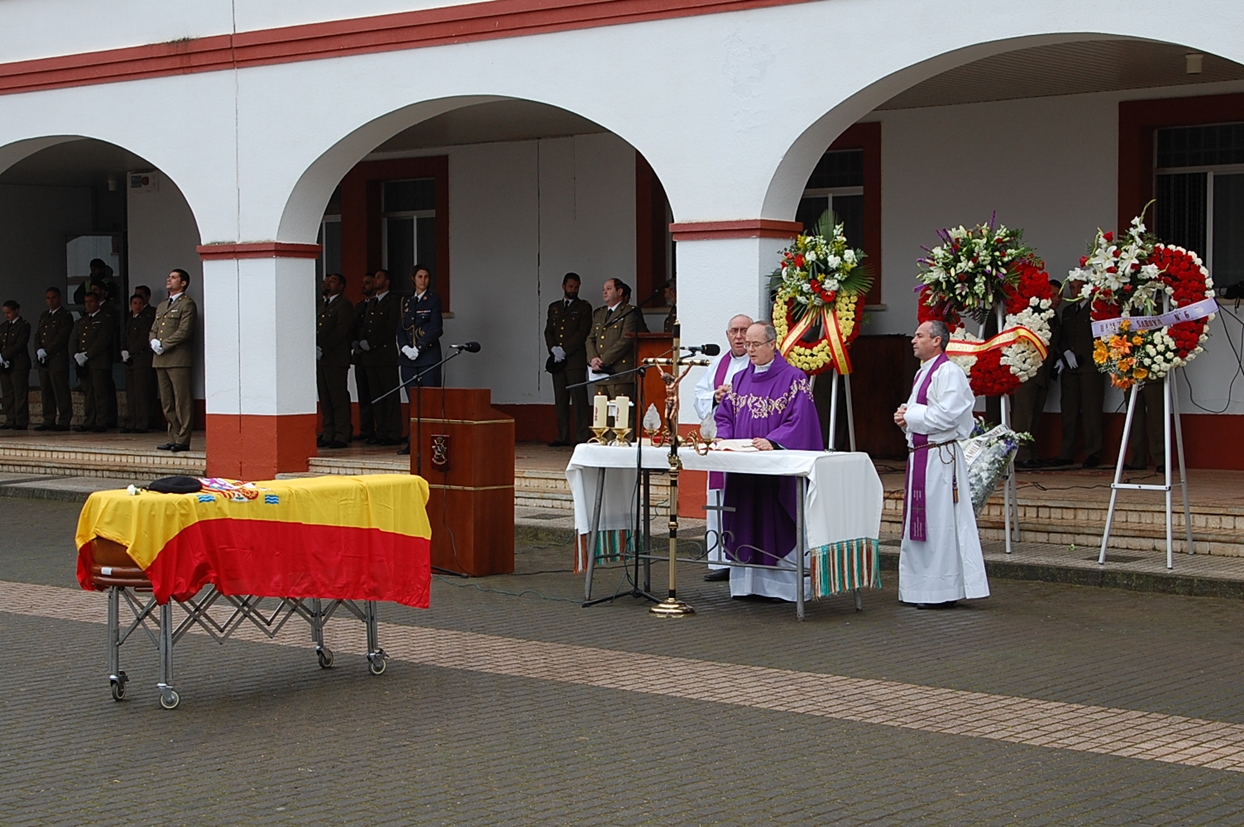 Imágenes del funeral al soldado extremeño fallecido en Líbano