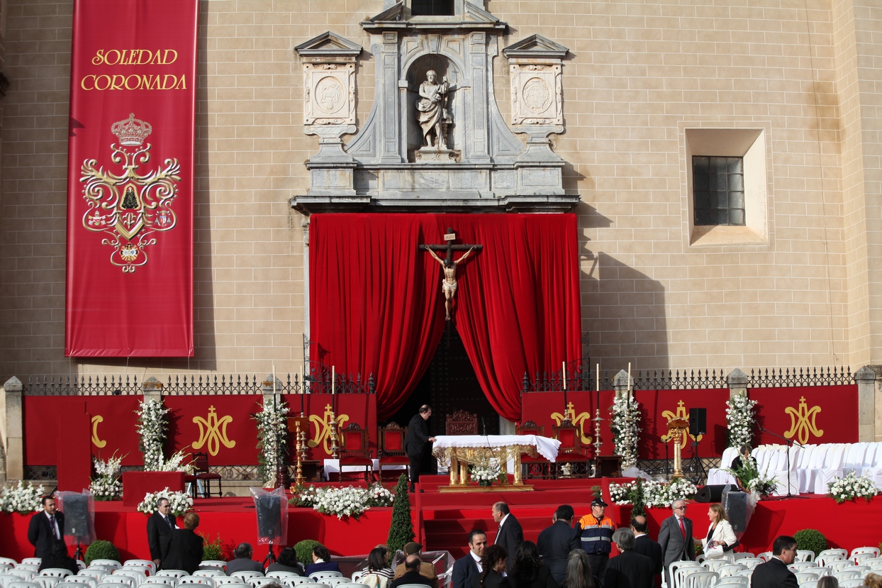 Acto de Coronación de la Virgen de la Soledad en Badajoz