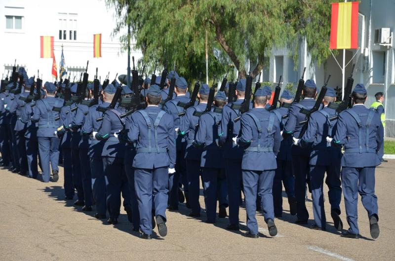 La Base Aérea de Talavera la Real celebra el día de su patrona, la Virgen de Loreto / PARTE 2