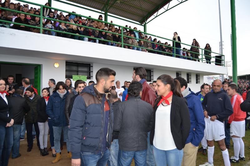 Imágenes del torneo benéfico de fútbol de Valverde de Leganés - Parte I