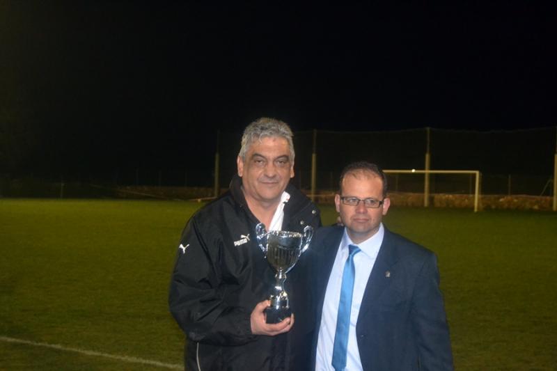 Imágenes del torneo benéfico de fútbol de Valverde de Leganés - Parte II
