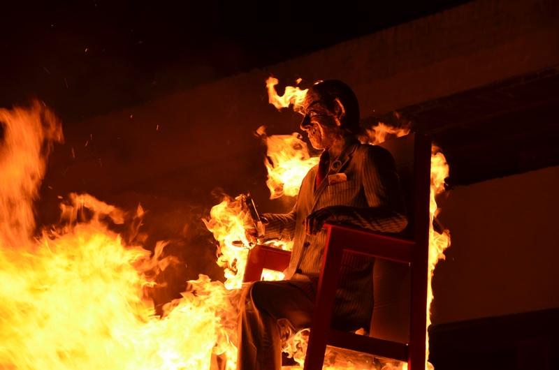 Instantes de las Candelas de Santa Marina en Badajoz