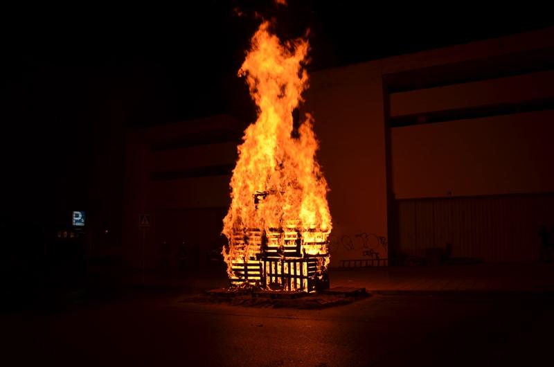 Instantes de las Candelas de Santa Marina en Badajoz