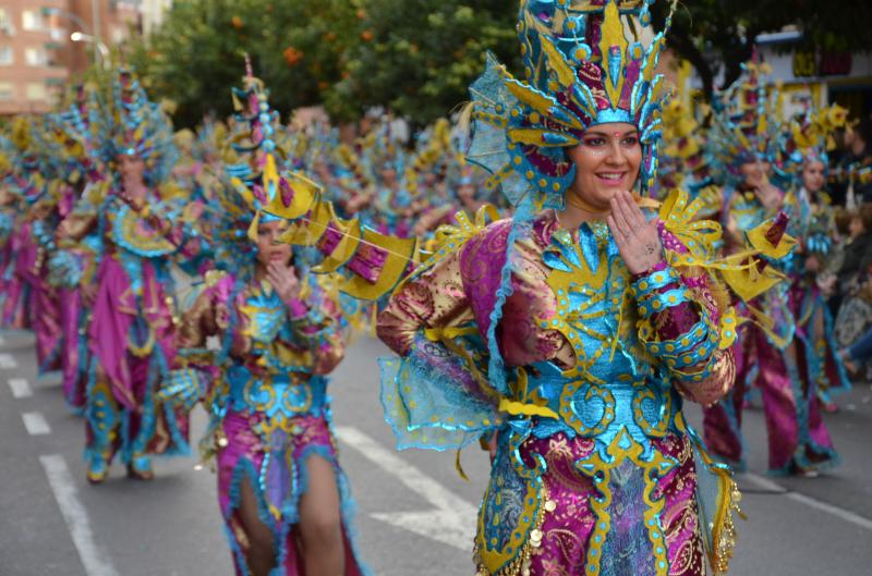 Las 40 mejores imágenes grupales del Desfile de Comparsas, parte 2