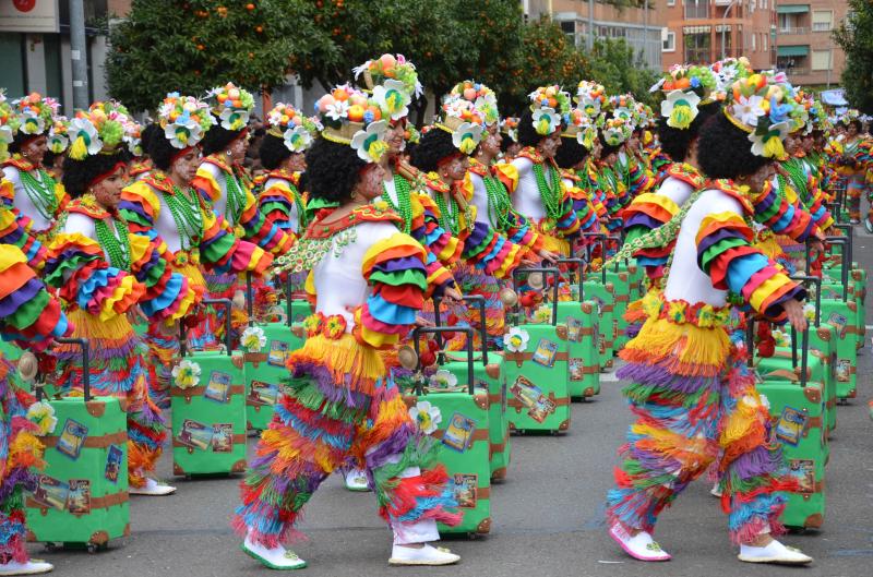 Las 40 mejores imágenes grupales del Desfile de Comparsas, parte 2