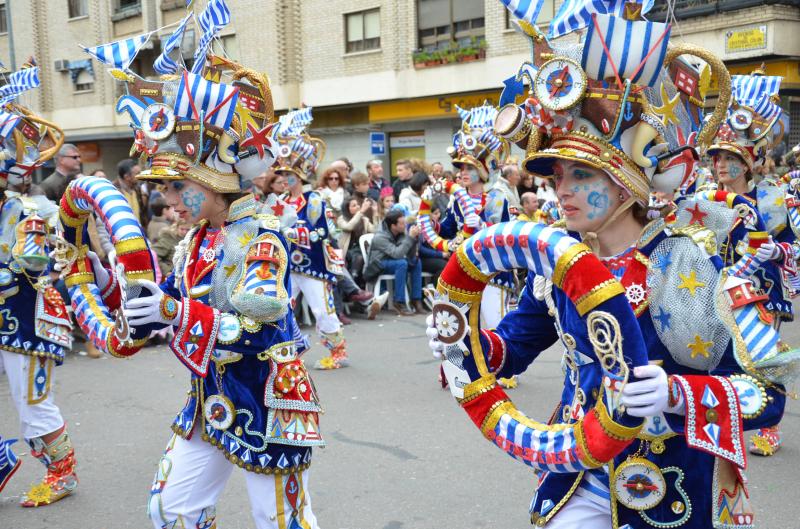 Las 40 mejores imágenes grupales del Desfile de Comparsas, parte 2