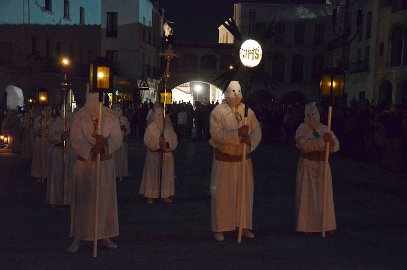 Las mejores imágenes del Miércoles Santo en Badajoz - Parte II