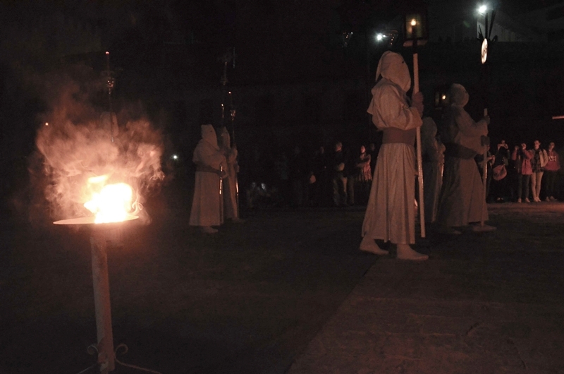 Las mejores imágenes del Miércoles Santo en Badajoz - Parte II